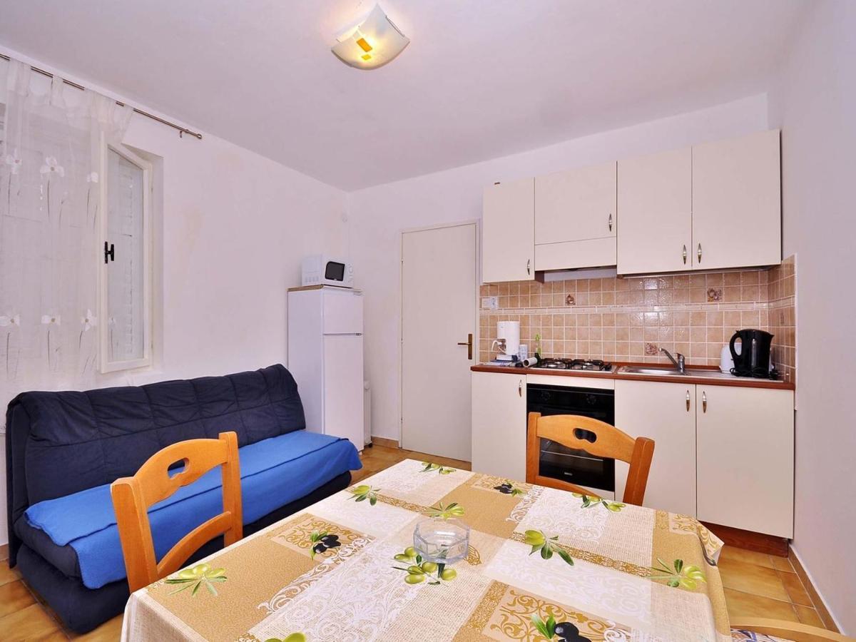 Apartments Miro 636 Rovinj Buitenkant foto